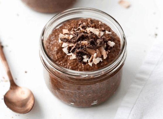 Chocolate chia pudding